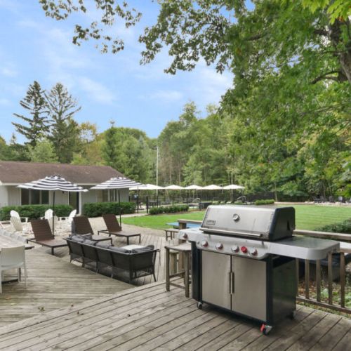 Wraparound Deck with Gas Grill & Charcoal Grill